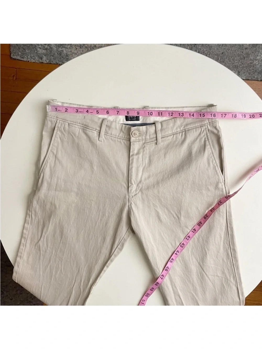 J. Crew Men’s 484 Slim Chinos Pant Light Khaki Size 33x32